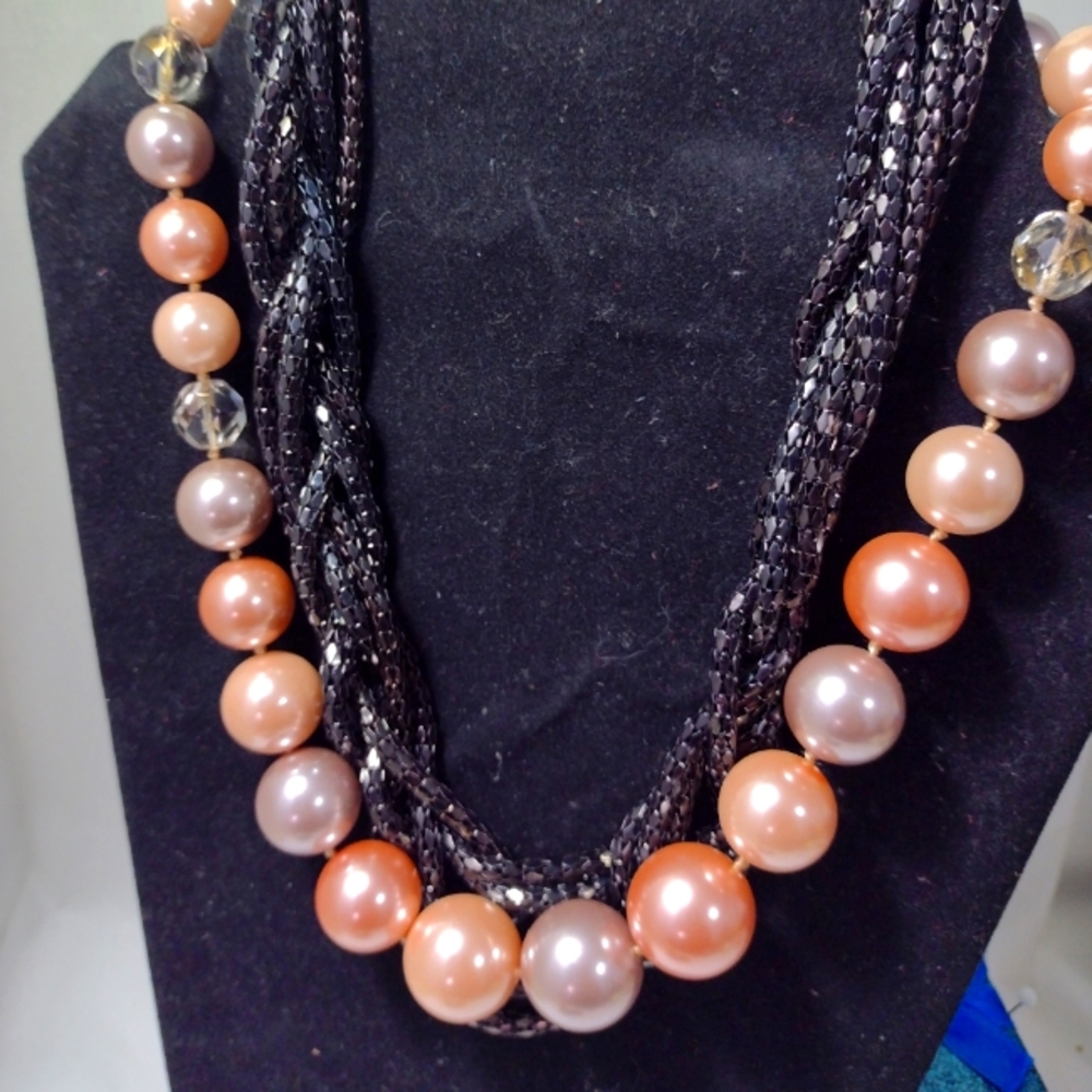 Carolee New York Pink Graduated Pearls Necklace Vintage